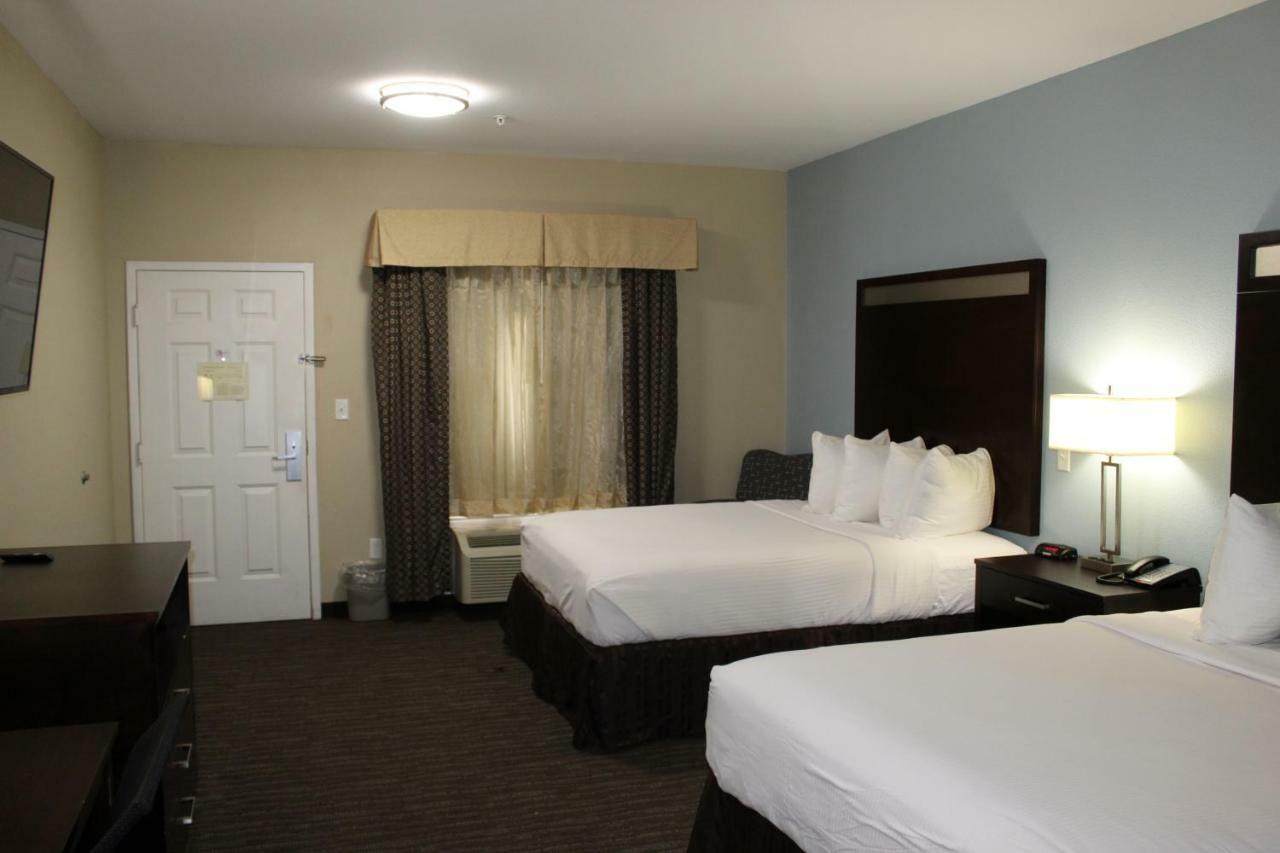 Horizon Inn & Suites Pearsall Bagian luar foto